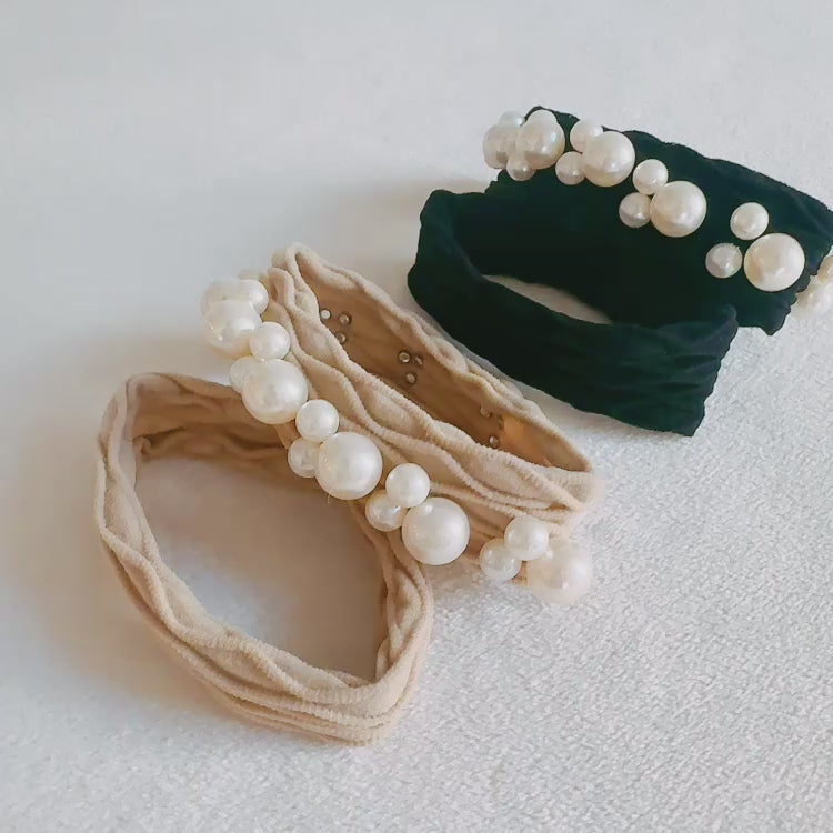 Pearls-And-Solid-Hair-Ties-Set-Of-4