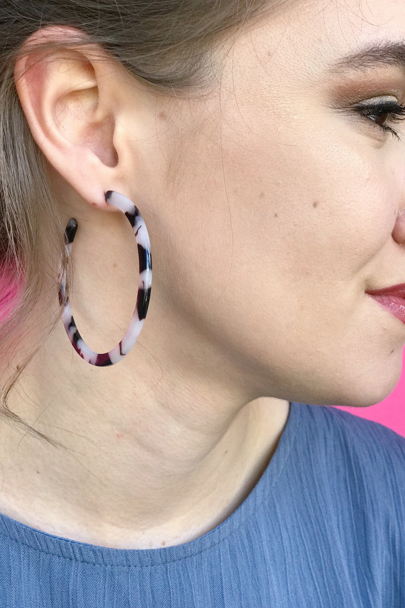 Fashion earrings, tortoise hoop earrings from online Jewelry Boutique Ellison + Young