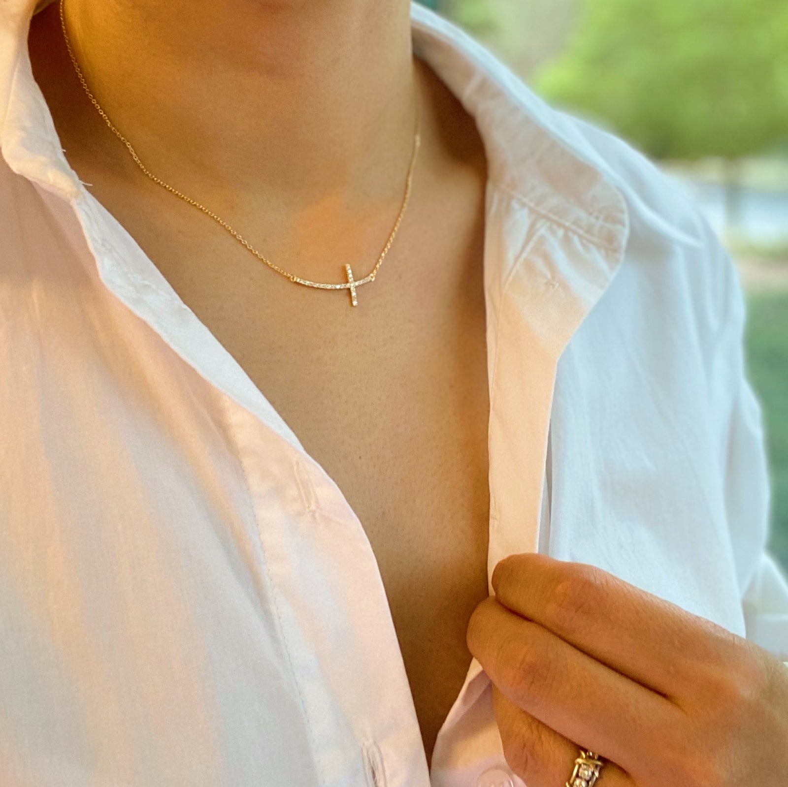 【TommassiniJewelry】Shiny Sideway Tiny Crossネックレス TommassiniJewelry】Shiny Sideway Tiny Crossネックレス
