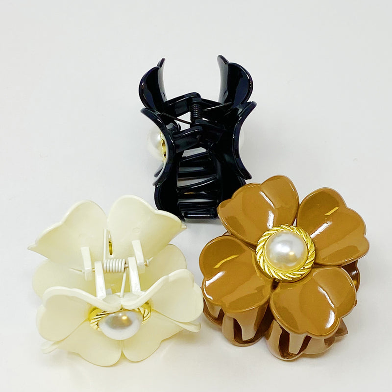 Loved By Coco Flower Hair Claw Set
