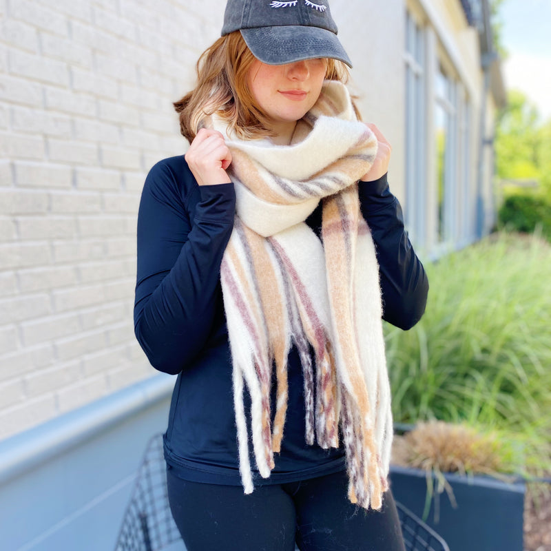 So Stylish Cozy Plaid Scarf